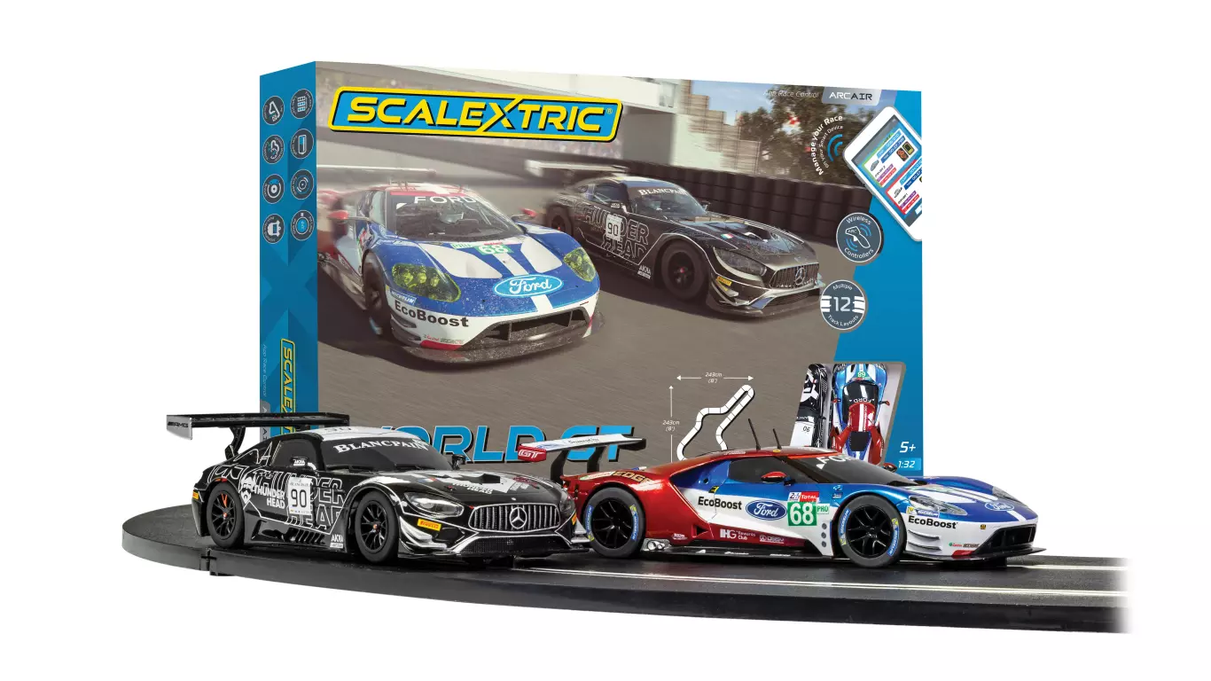 Scalextric C1403 ARC AIR World GT Set Slot Car Union