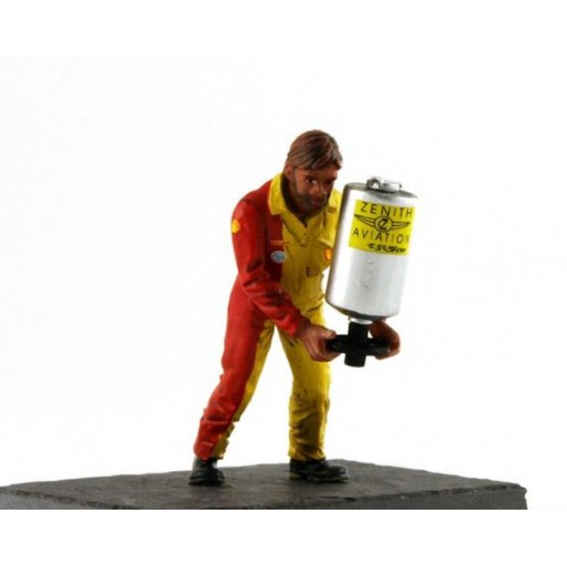 le mans miniatures figures